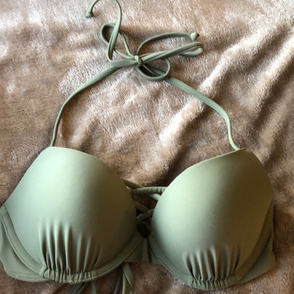 Hollister bikini top